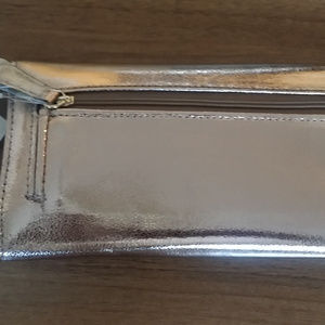 Kenneth Cole Reaction Silver Lauren Wallet